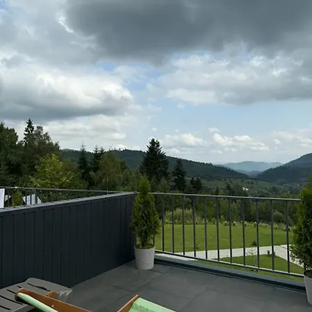 Zveniv Resort *